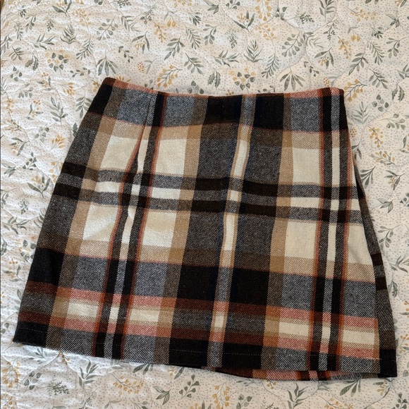 SHEIN Dresses & Skirts - SHEIN Fall Plaid Mini Skirt - Black, Brown, Orange, Cream